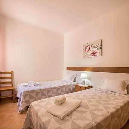 Casa Bege T2 Burgau