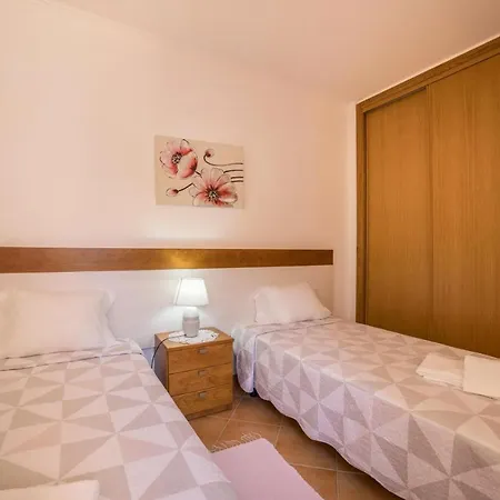 Casa Bege T2 * Burgau