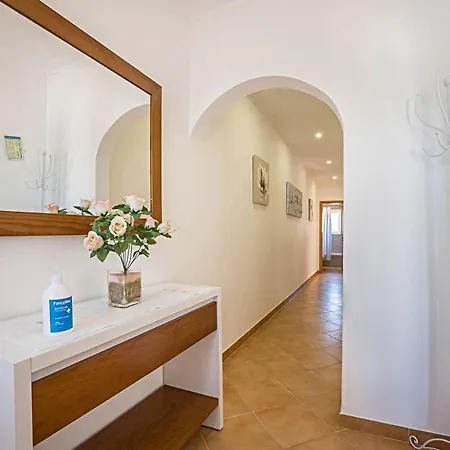 Casa Bege T2 * Burgau