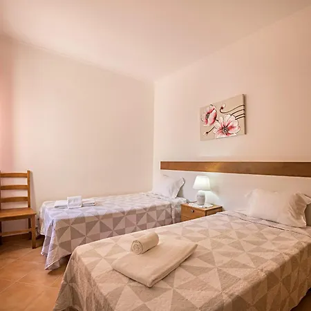 Casa Bege T2 * Burgau
