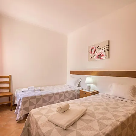Casa Bege T2 *