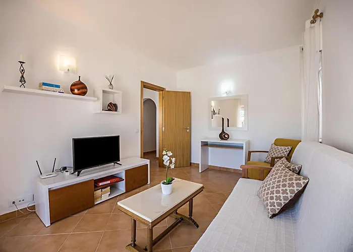 Casa Bege T2 Tatil Evi *