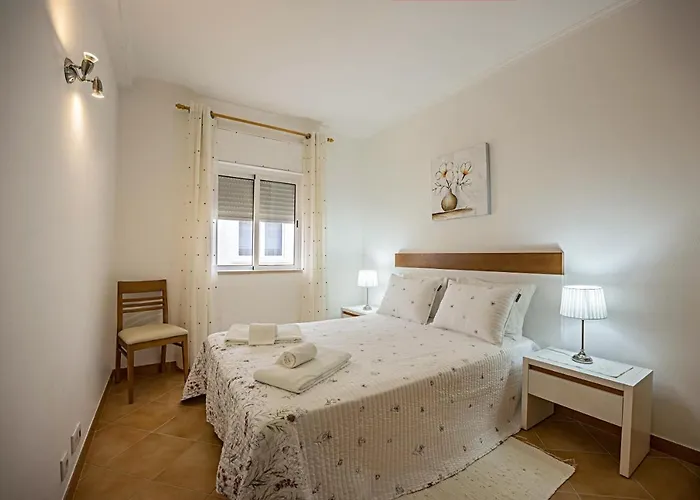 Casa Bege T2 Tatil Evi