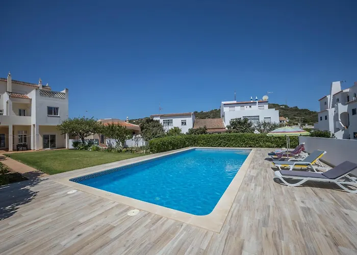 Casa Bege T2 Tatil Evi